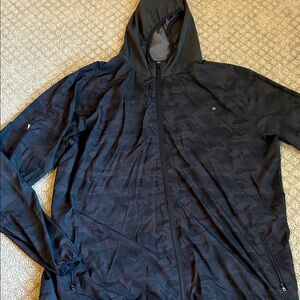 Men's Vuori Outdoor Trainee Camo Shell